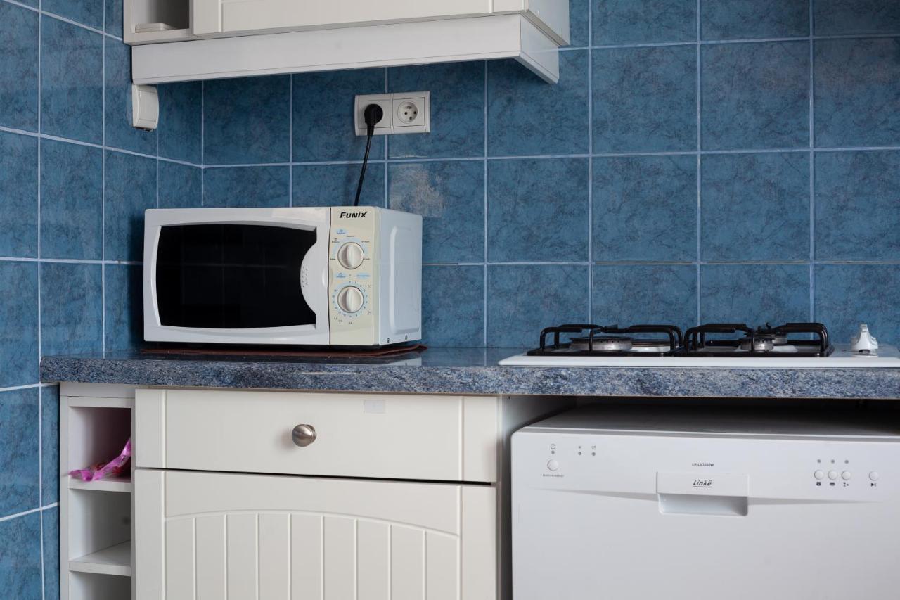 Appartement Avec Piscine Et Cuisine Roquefort-la-Bédoule Extérieur photo