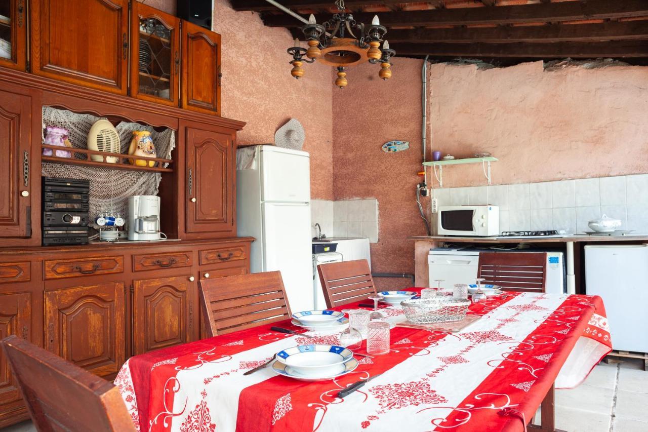 Appartement Avec Piscine Et Cuisine Roquefort-la-Bédoule Extérieur photo